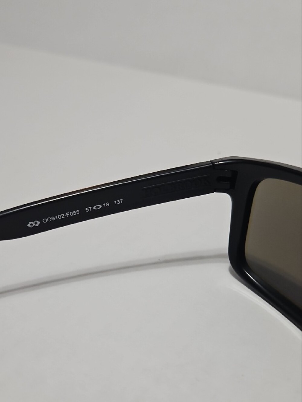 Oakley Holbrook 009102 F055 Polarized Prism Saphire Men's Sunglasses - Picture 6 of 12